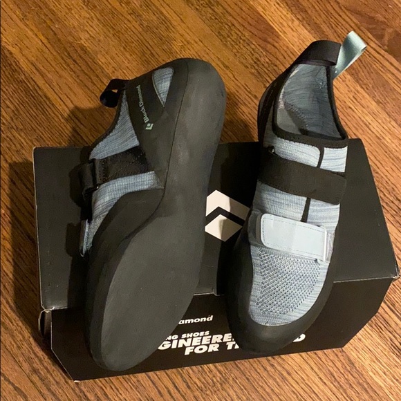 Black Diamond Momentum- Men’s 9.5 climbing shoes - Picture 1 of 6